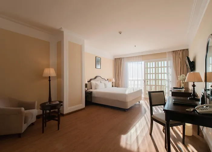 Sunrise Nha Trang Beach & Spa