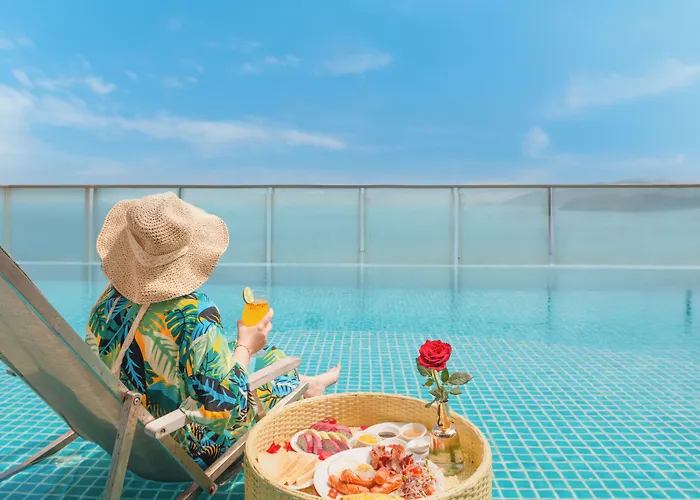 Hotels with pool V Nha Trang